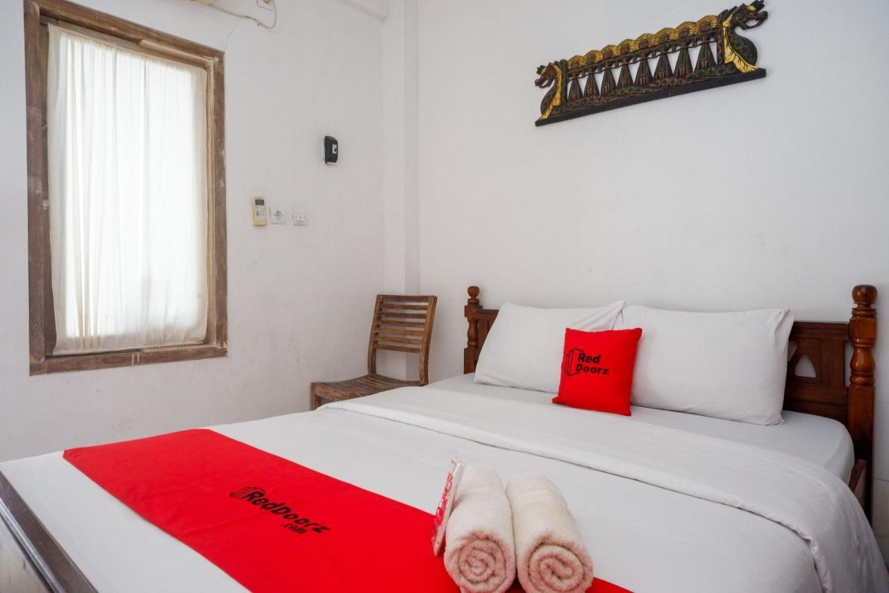 Reddoorz Syariah Near Plengkung Gading 2 Hotell Yogyakarta Eksteriør bilde