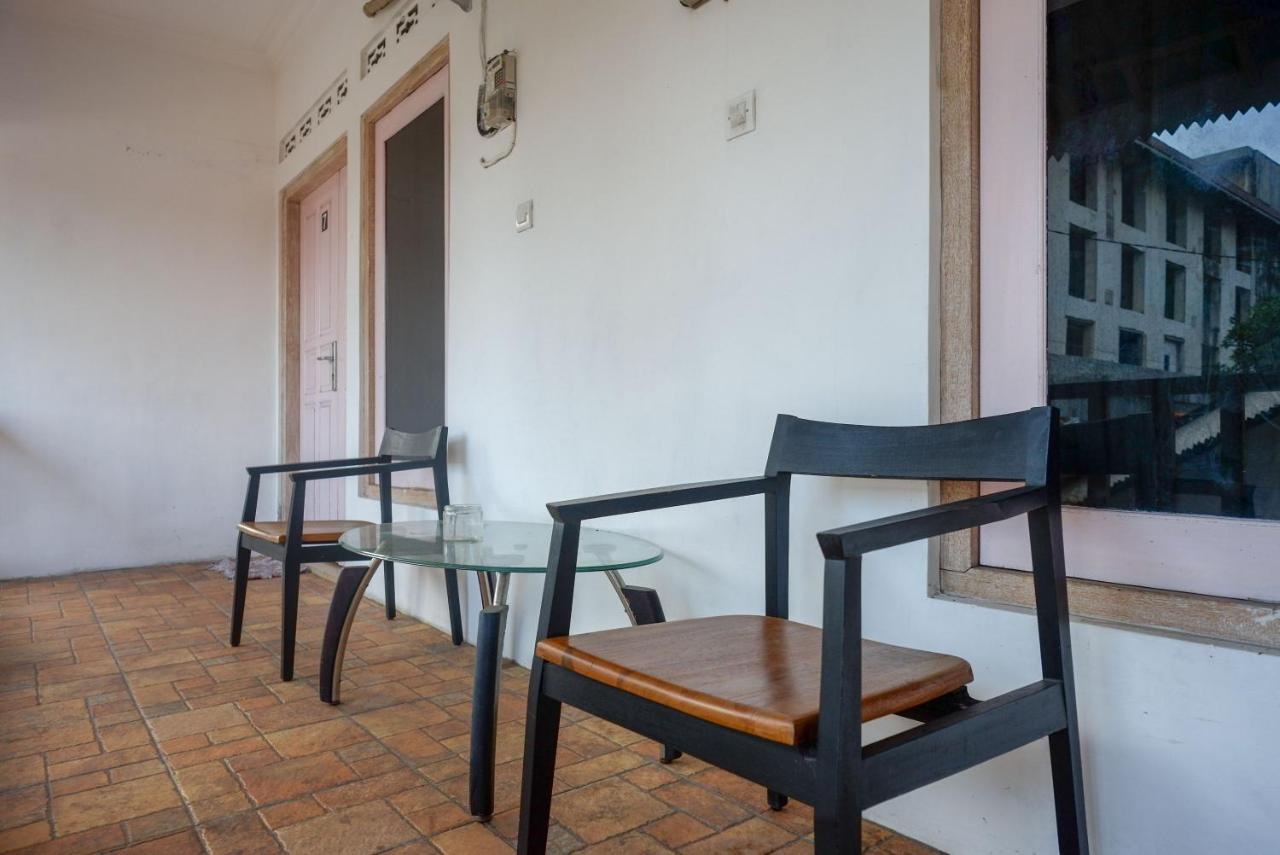 Reddoorz Syariah Near Plengkung Gading 2 Hotell Yogyakarta Eksteriør bilde