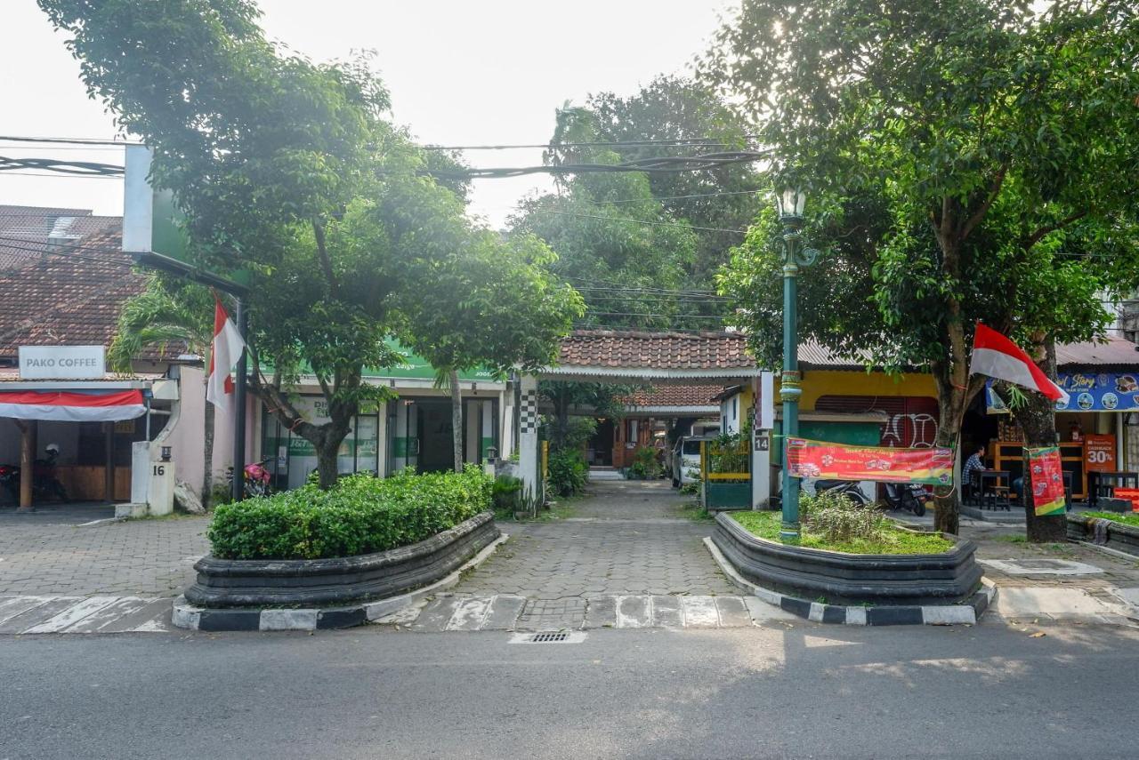 Reddoorz Syariah Near Plengkung Gading 2 Hotell Yogyakarta Eksteriør bilde