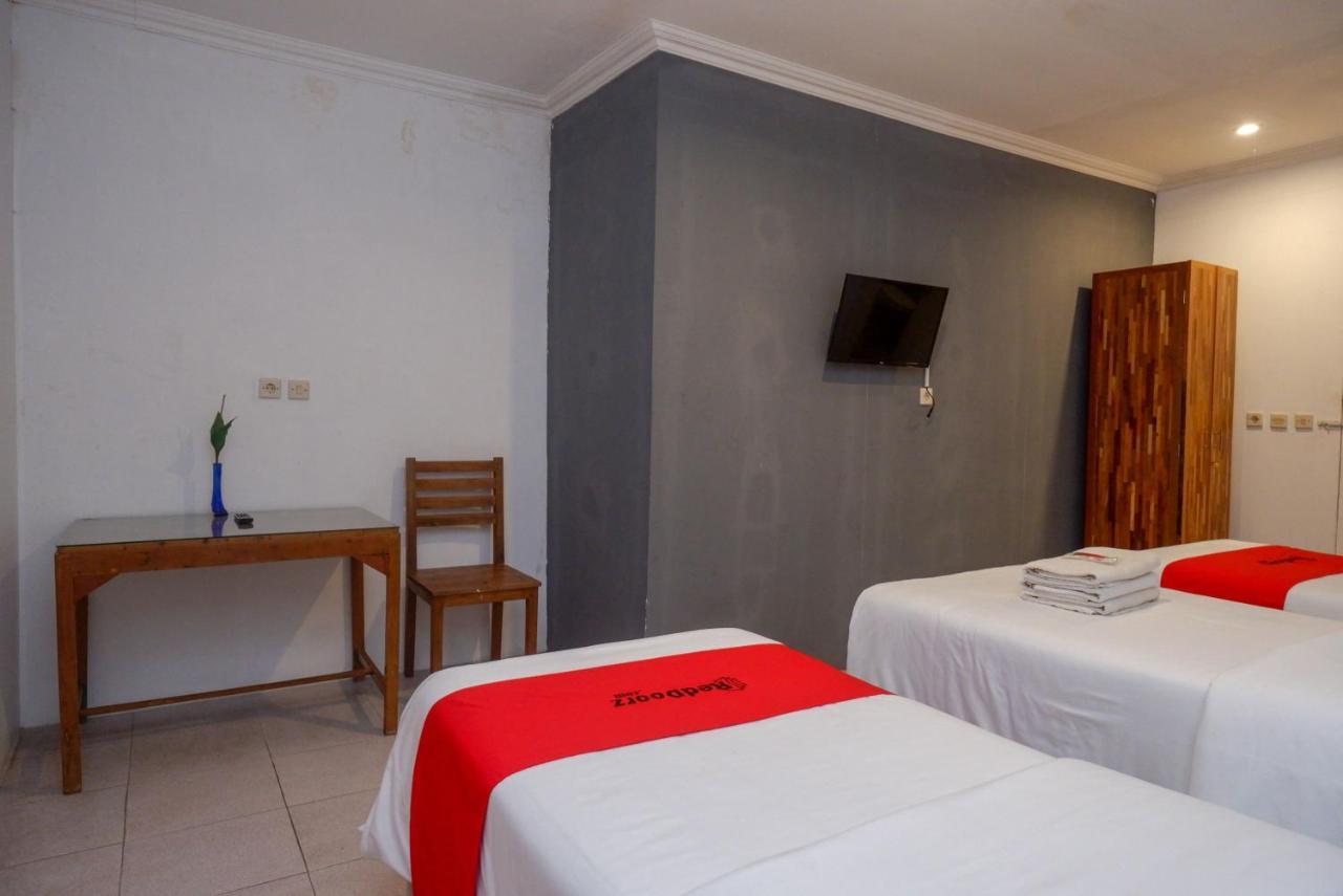 Reddoorz Syariah Near Plengkung Gading 2 Hotell Yogyakarta Eksteriør bilde