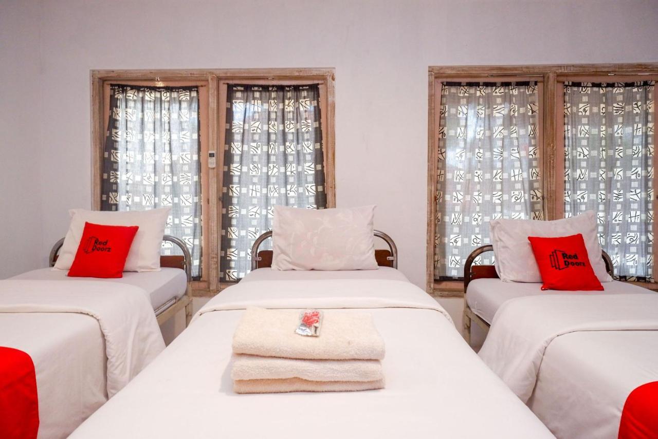 Reddoorz Syariah Near Plengkung Gading 2 Hotell Yogyakarta Eksteriør bilde