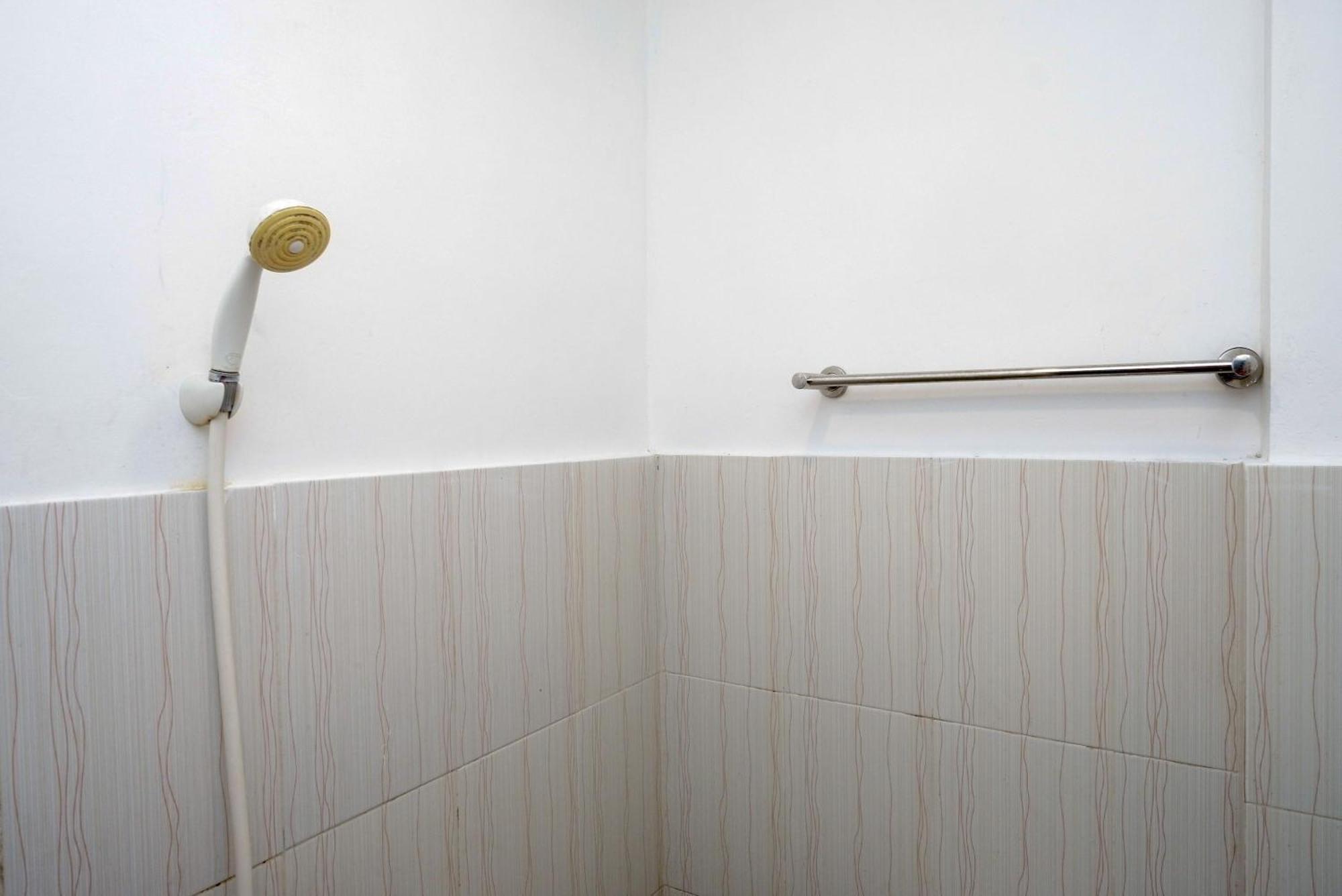 Reddoorz Syariah Near Plengkung Gading 2 Hotell Yogyakarta Rom bilde