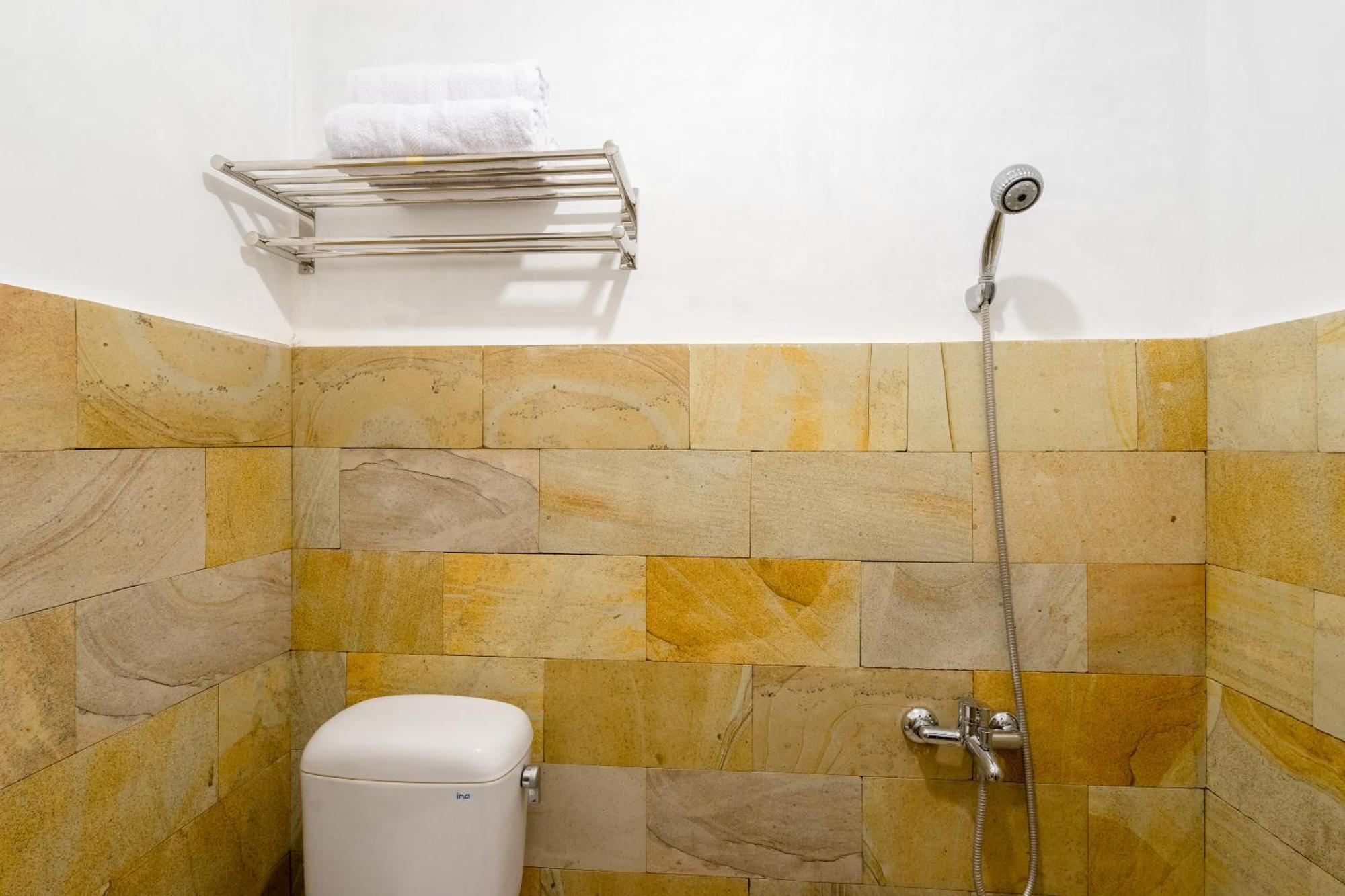 Reddoorz Syariah Near Plengkung Gading 2 Hotell Yogyakarta Eksteriør bilde